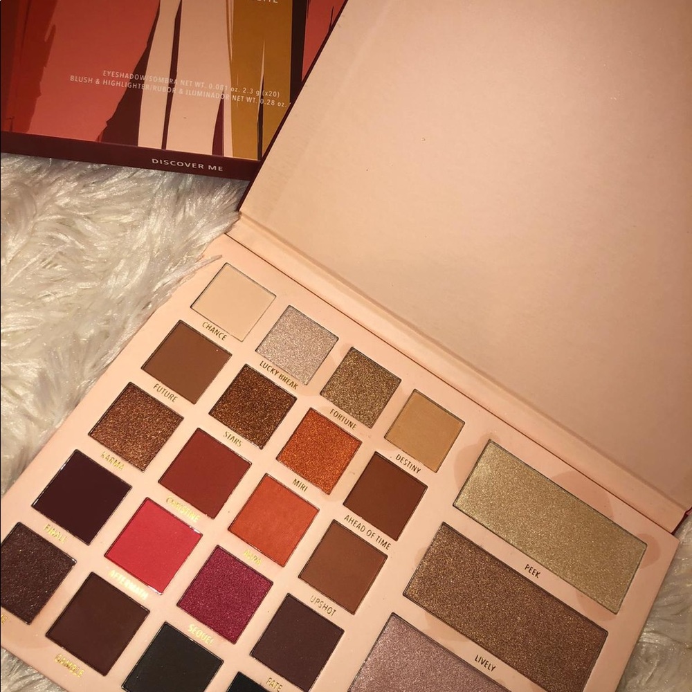 New! Moira discover me face makeup palette - Picture 4 of 5